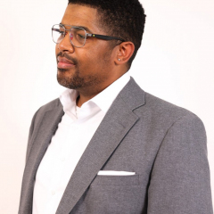 Terez-Tolbert-Head-Shot-2026-UNT-Headshot_814A1285_CROPPED